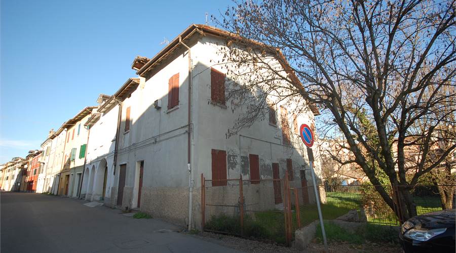 ESTERNO