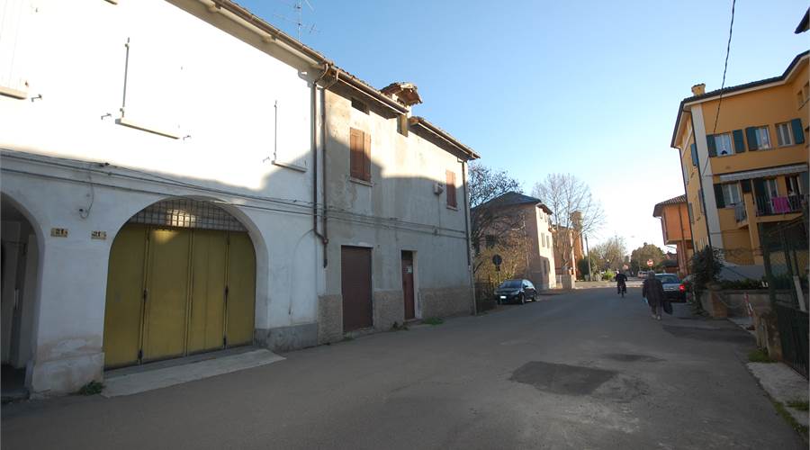 ESTERNO
