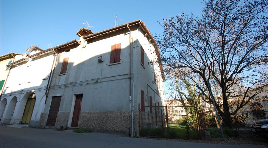 ESTERNO
