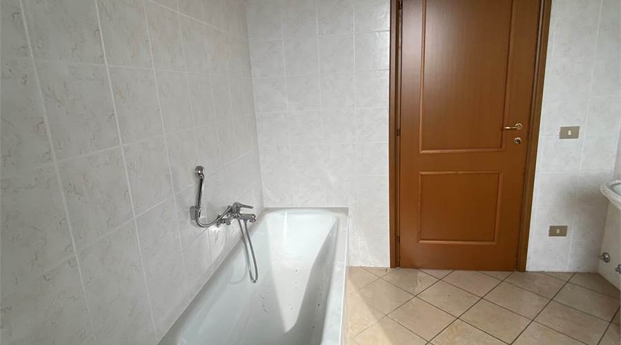 bagno piano primo