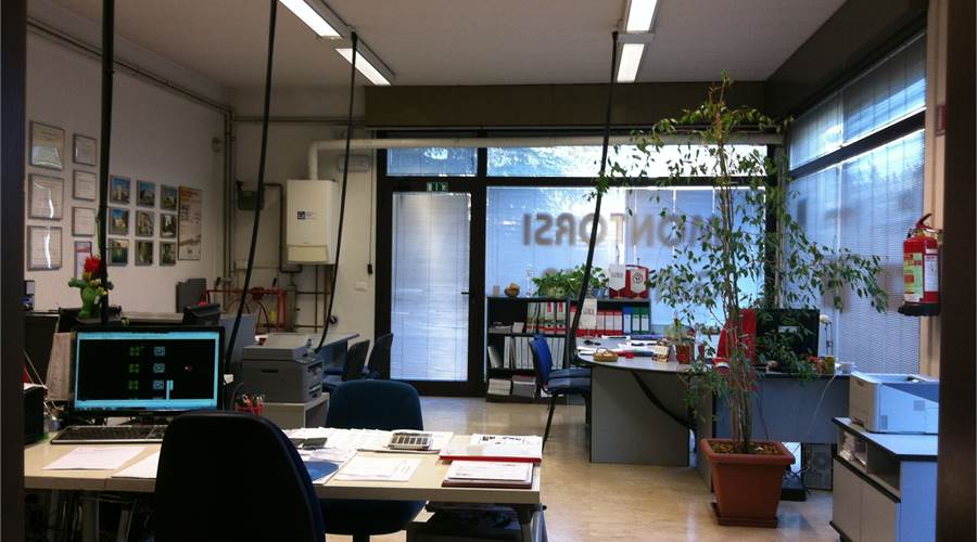 INTERNO