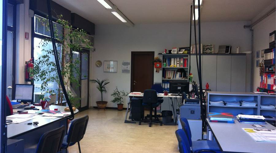 INTERNO