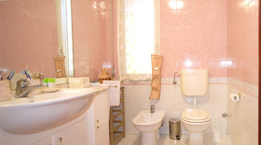 Bagno appartamento piano terra