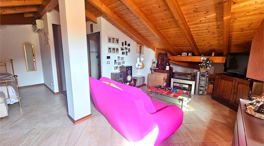 OPEN SPACE