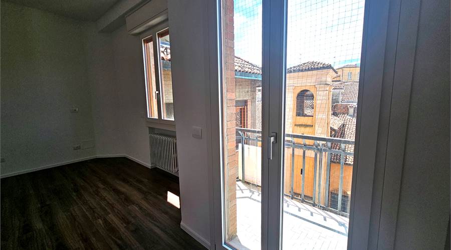 BALCONE